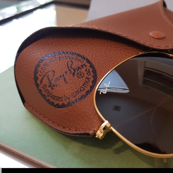RayBan Aviator Classic Collection - Picture 6 of 10